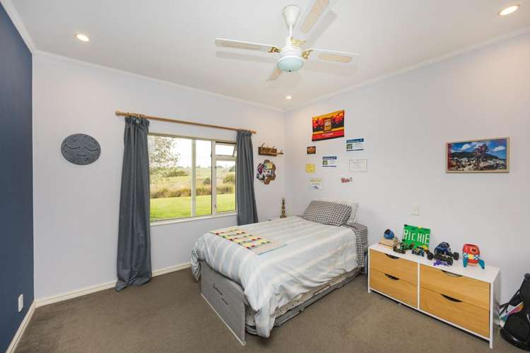 780 Halcombe Road Halcombe_28