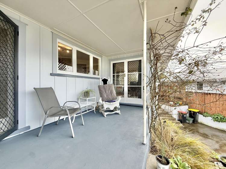 16 Baird Road_4