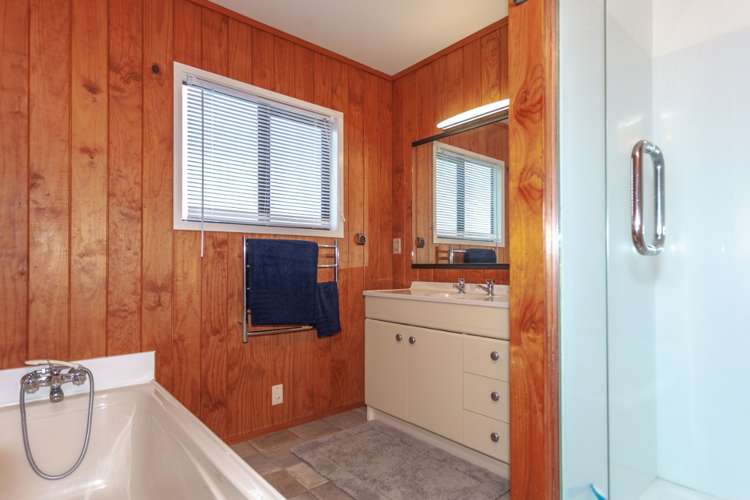 409 Onemana Drive Onemana_14