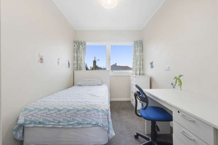 103 Cook Street Hamilton East_12