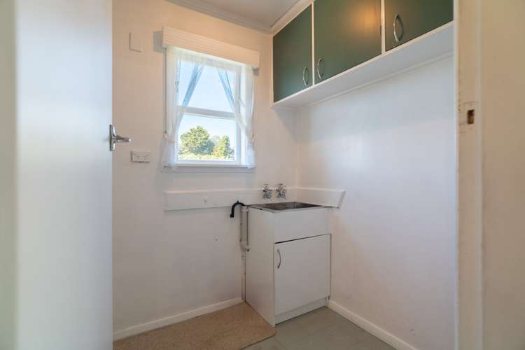 27 Larsen Crescent Tawa_10