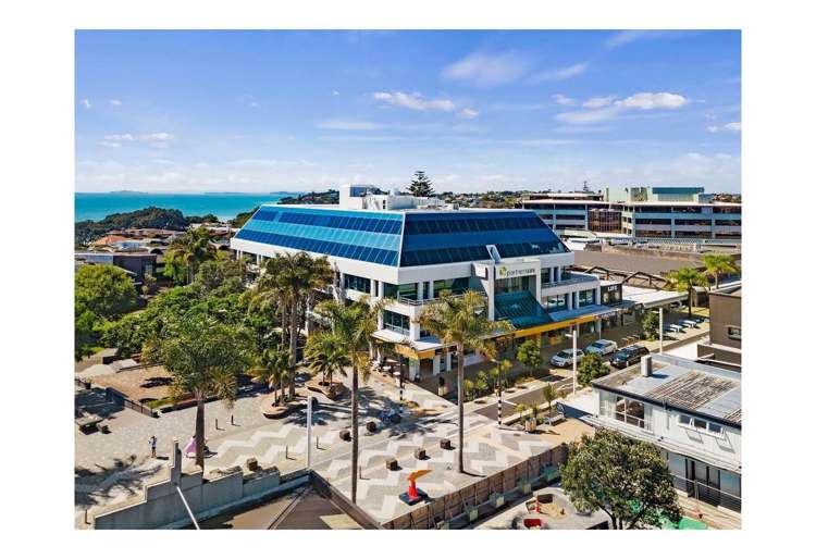 Level 4/33-45 Hurstmere Road Takapuna_13