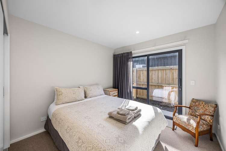 1 Barton Street Lake Hawea_10