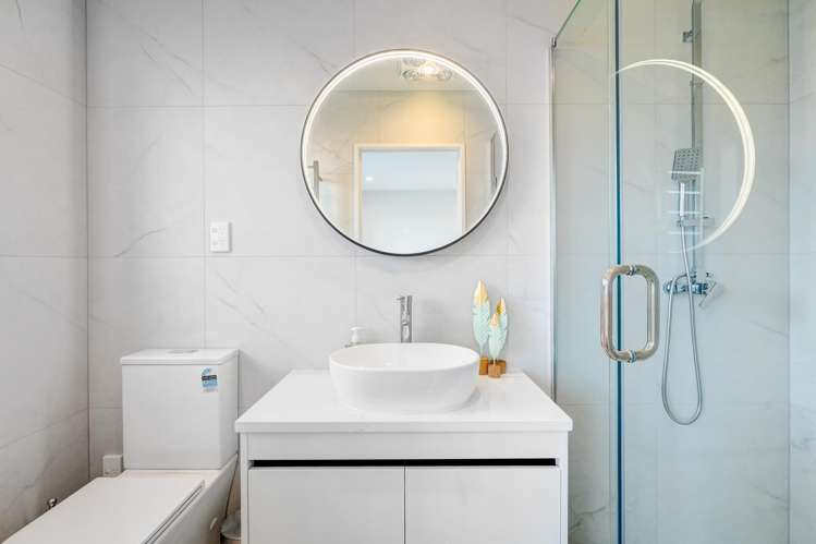 16 Binsted Road New Lynn_12