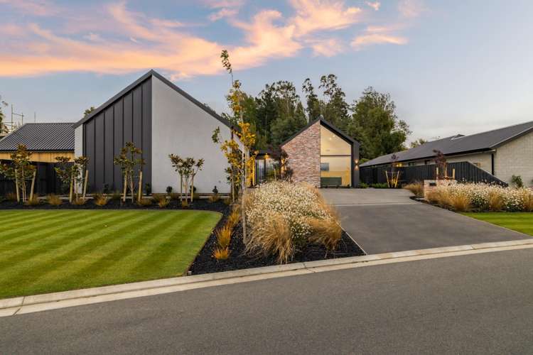 5 Benashet Drive Lincoln_38