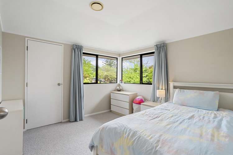 163 Celtic Crescent Ellerslie_8