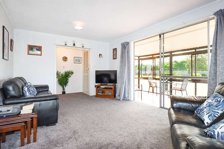 69 Guy Street Dannevirke_5