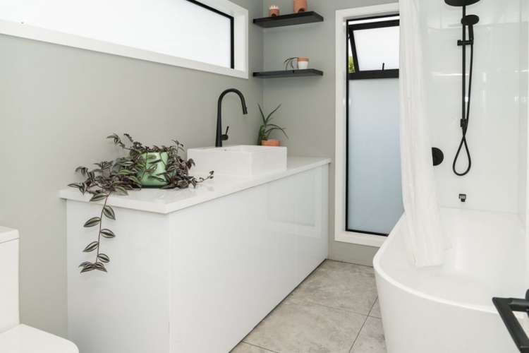 6 Dunbeath Street Blenheim Central_12