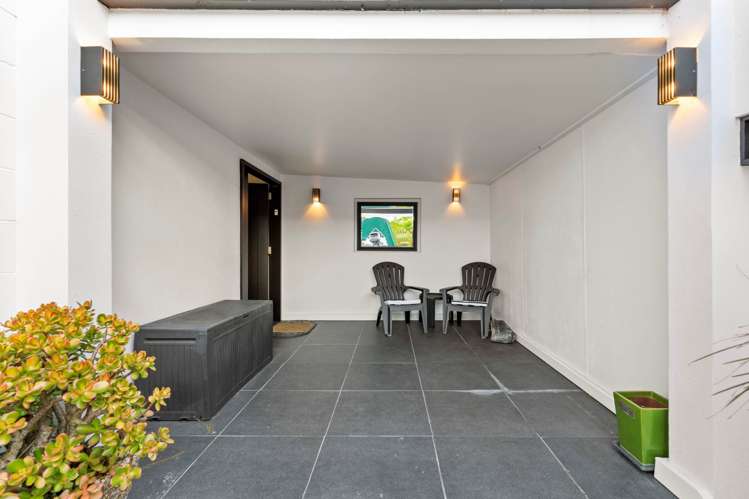 3 Elgin Place Red Beach_16