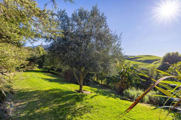 666 Te Hutewai Road Raglan_69