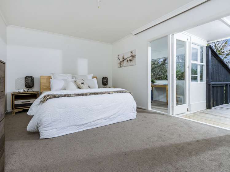 103 Sunrise Avenue Murrays Bay_12