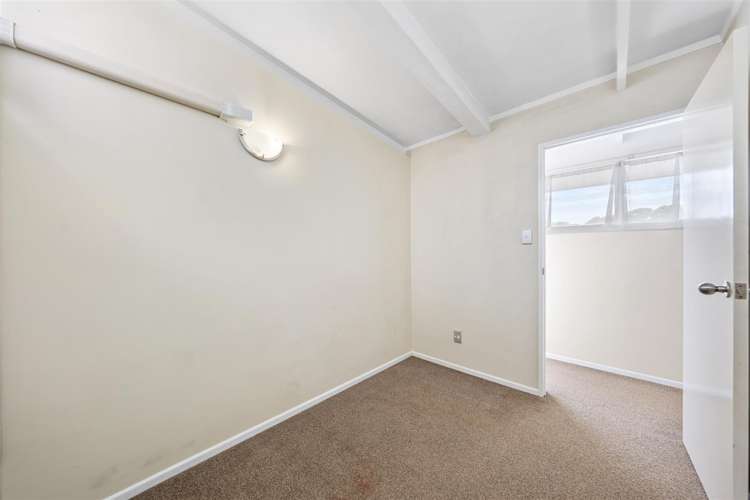 2/127 Seabrook Avenue New Lynn_3