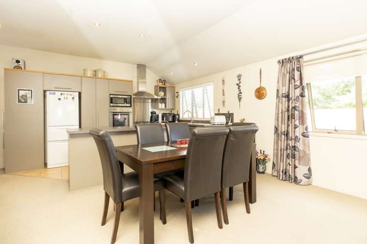 1211c Victoria Street Whitiora_10