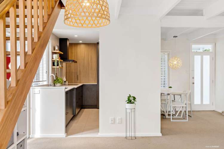 3/5 Seaside Avenue Waterview_14