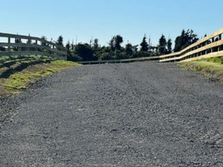 300 Opunake Road_5