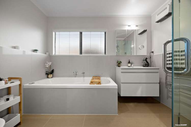 23 Cellarmans Street Te Atatu Peninsula_11