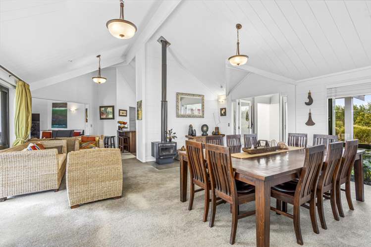 73 Motu Road Kumeu_12