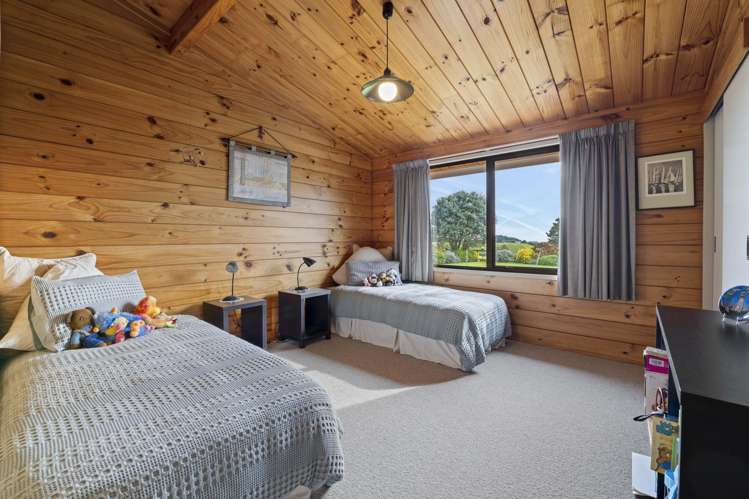 6 Byron Place Whalers Gate_23