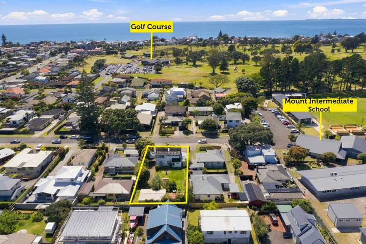 16 Lodge Avenue Mt Maunganui_0