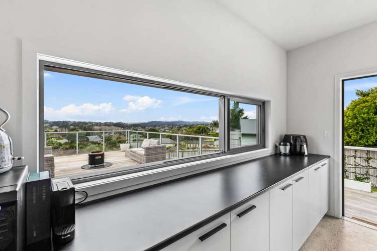 87 Solan Drive Waimauku_24