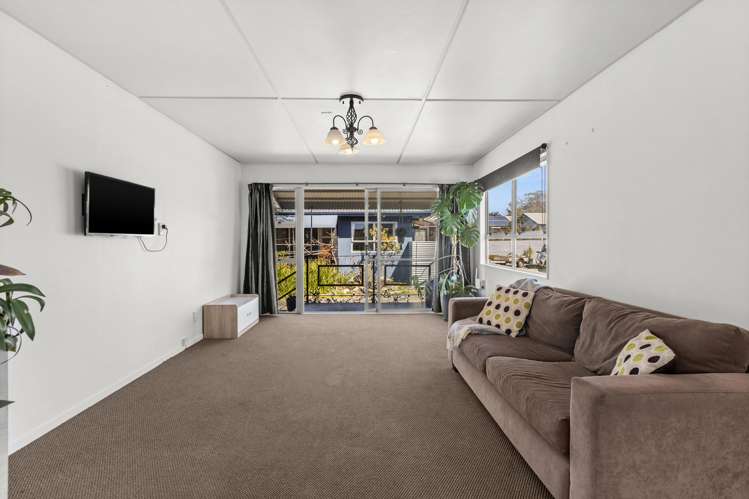 4/144 Main Road Clive_5