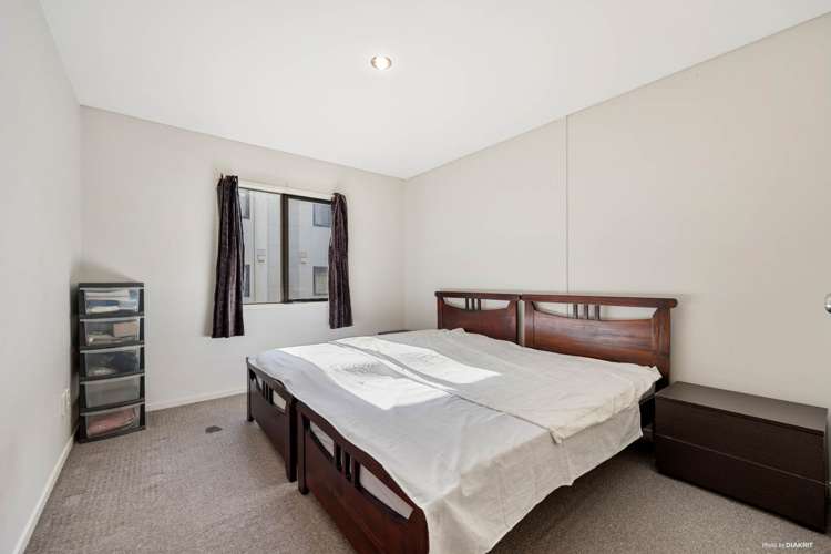 4/4 Ambrico Place New Lynn_9