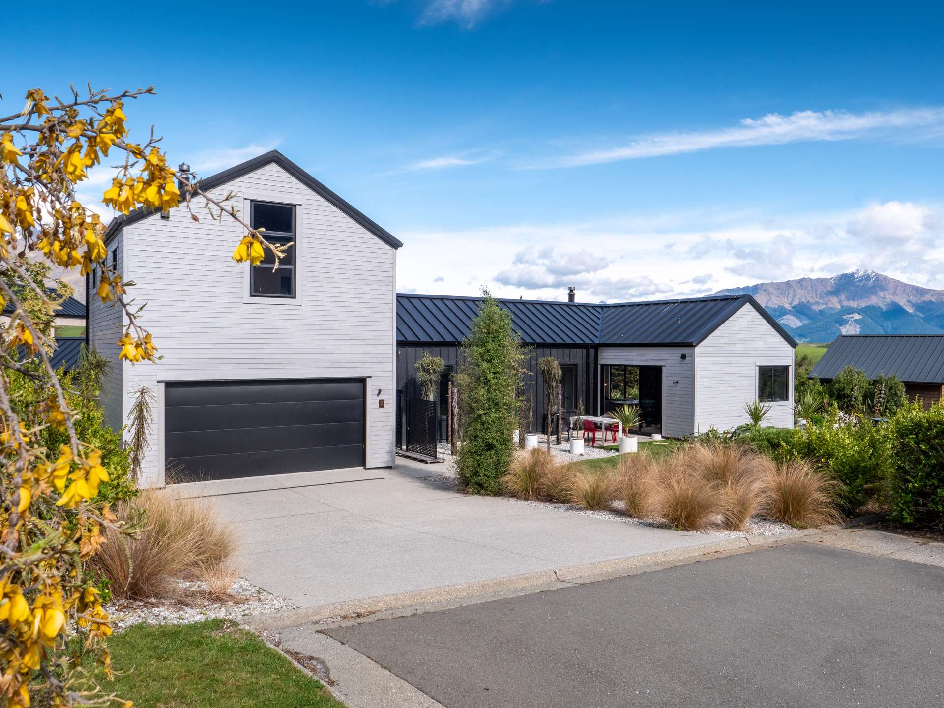 7 Polperro Court Jacks Point_0