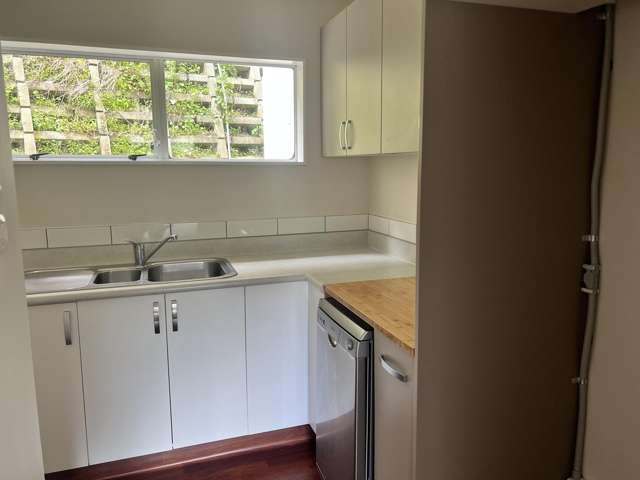 1/258 Cockayne Road Ngaio_2