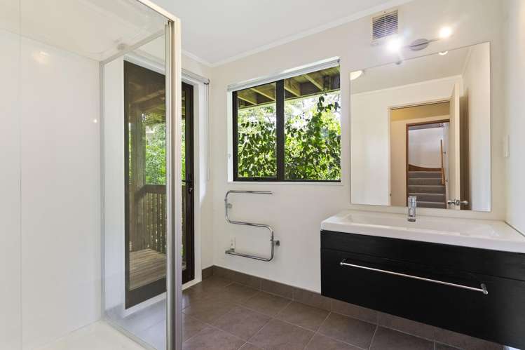 7 Eucalyptus Place Beach Haven_16
