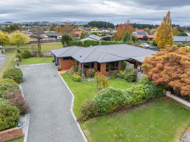 10 Melland Place Te Anau_38