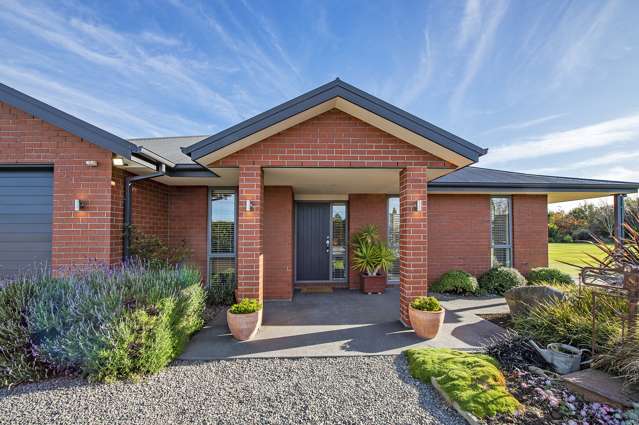 70 Stott Drive Darfield_3