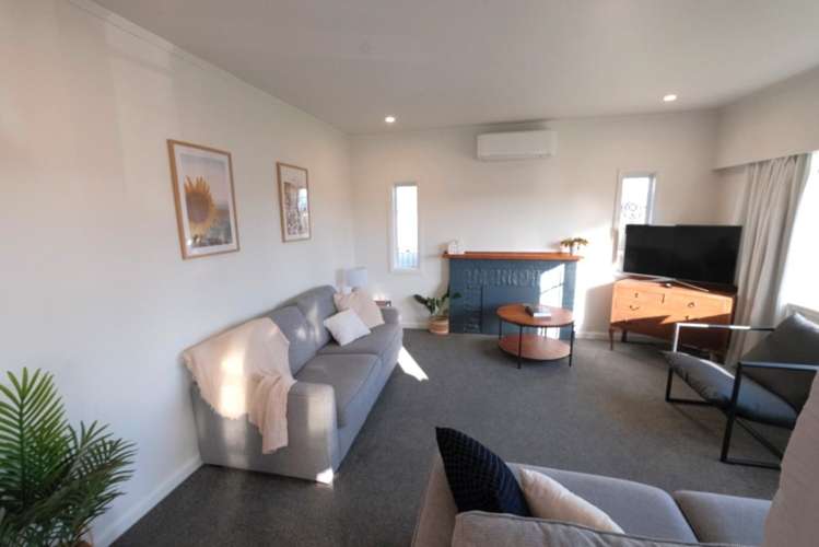 248 Fox Street Hamilton East_5