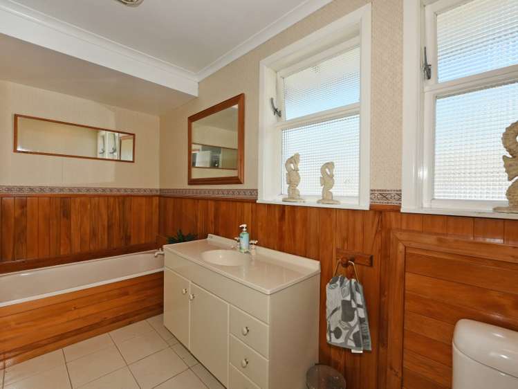 87 Holdsworth Avenue Trentham_9