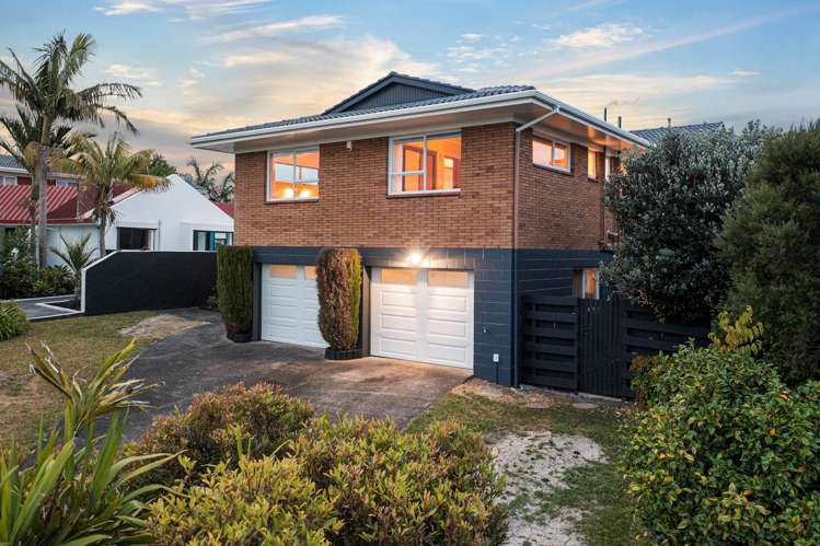 22 Taitua Drive Te Atatu South_26