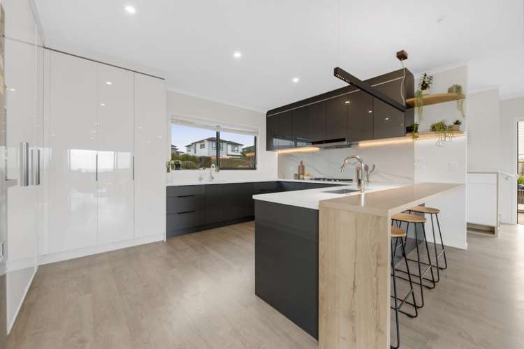 11 Whawhaki Road Beachlands_7