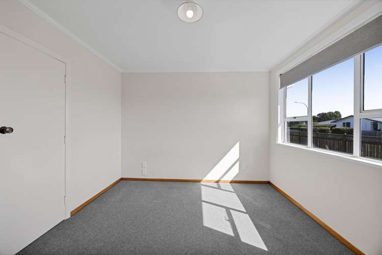 22 Whitcombe Road Opunake_12