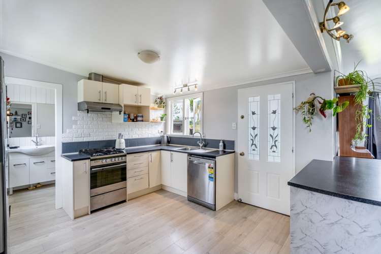 10 Whitelaw Road Waianiwa_5