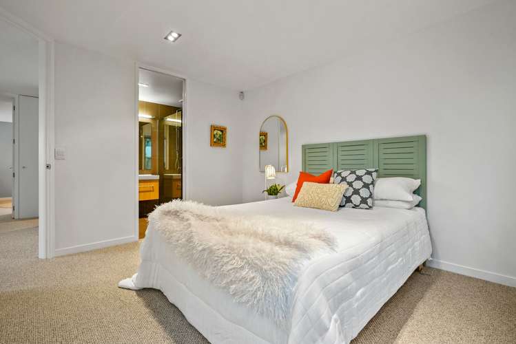 86A Churchill Road Murrays Bay_15