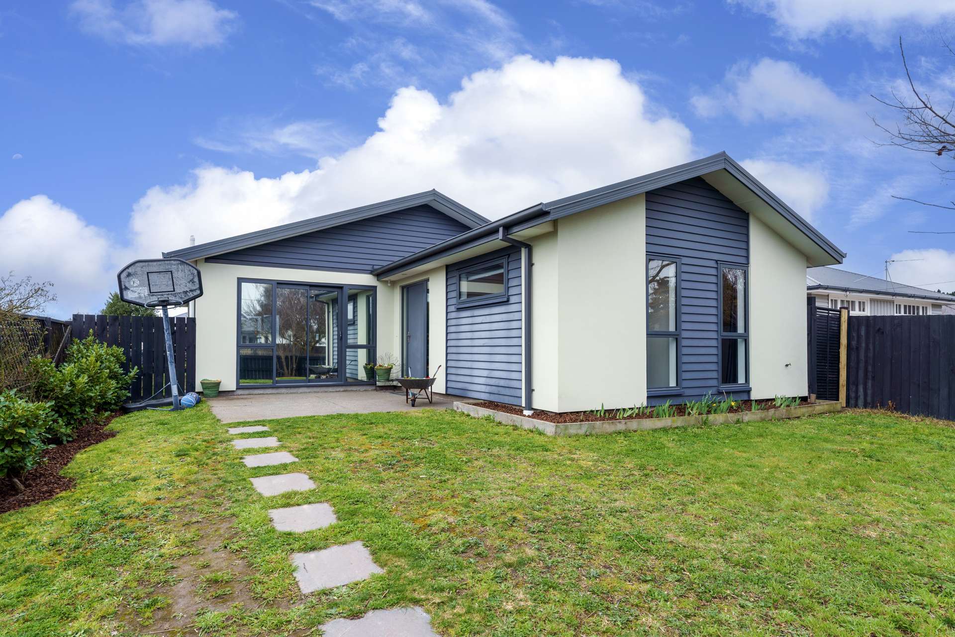 59 Ottawa Road Wainoni_0