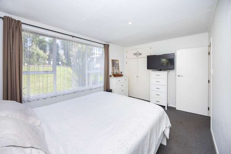 37 Heather Green Avenue Meremere_11