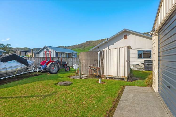 13 Ratau Street Mahia_14