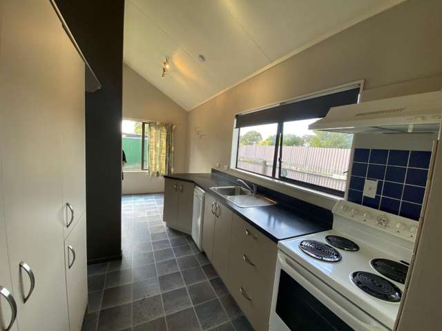 3 Perry Crescent 10781_4