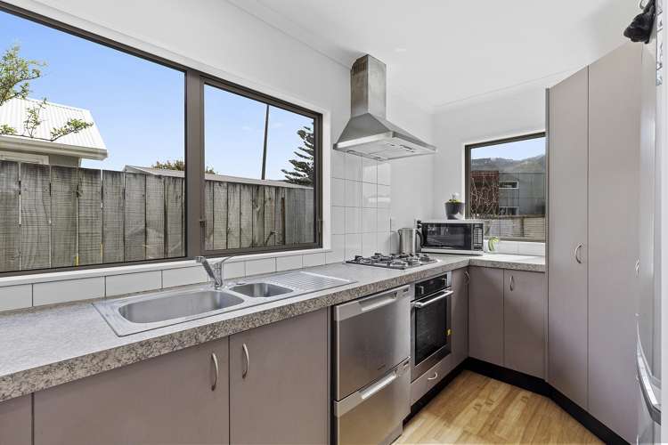 12 Cambridge Street Tawa_5