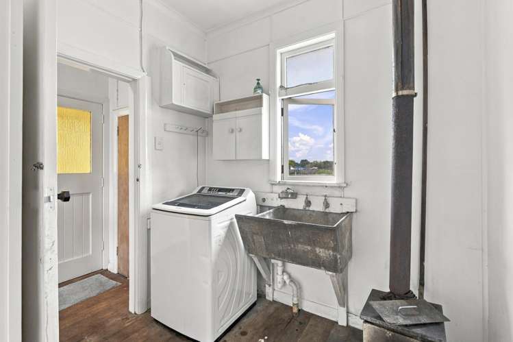 15 Hendersons Line Marton_18