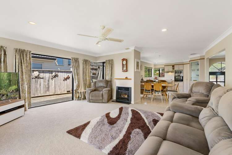 14 Lorrigan Way Welcome Bay_6