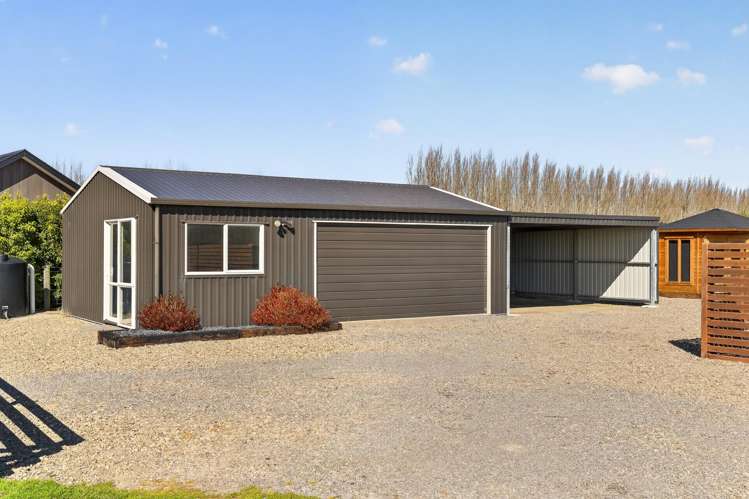 34 Copper Beech Road Woodend_38