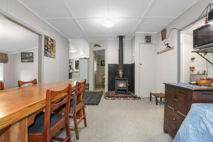 205 Te Rena Road Kakahi_11