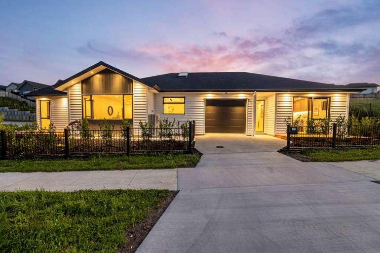 77 Skulander Crescent Millwater_4