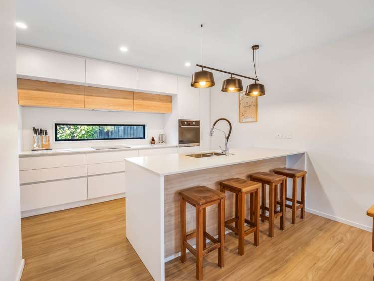 8 Whitehorn Drive Lincoln_2