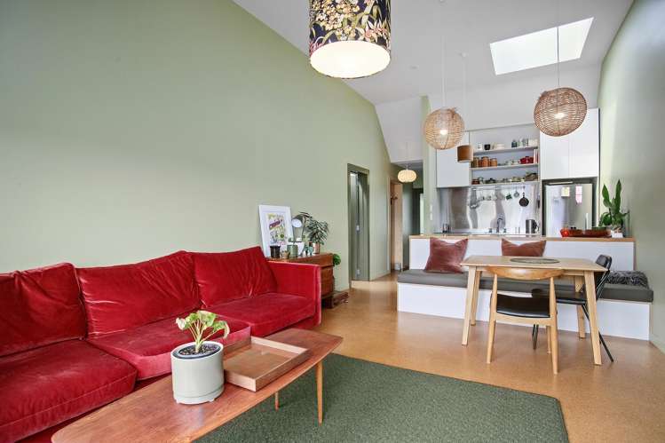 46/46 Hiropi Street Newtown_3